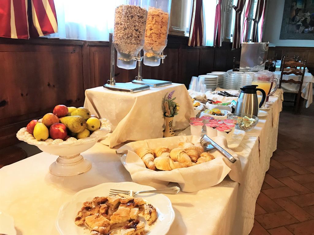 Hotel Oasi Neumann Cortona Luaran gambar